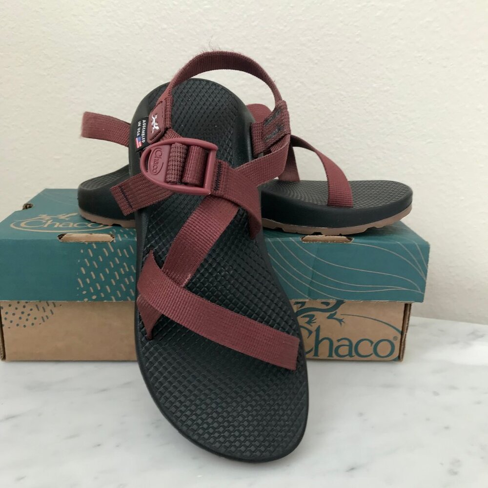 NWB Chaco Women Size 8  Z/1 Port/Burgundy Sandals